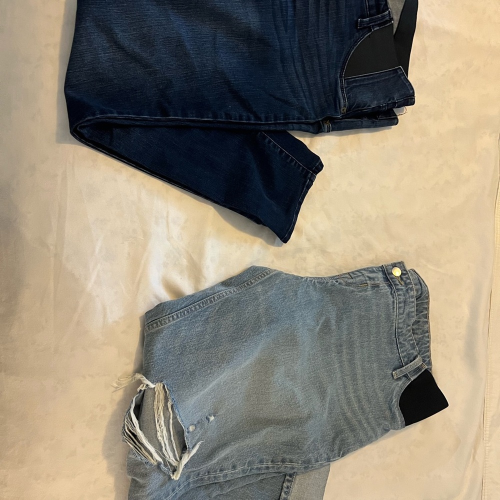 NWOT Isabel Maternity by Ingrid & Isabel Dark and Light Blue Jean Bundle Sz 14